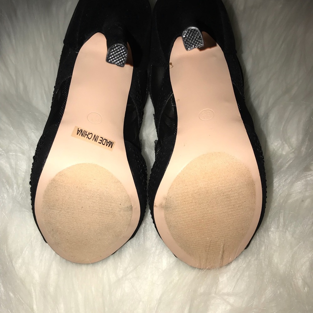 Heels - Picture 5 of 8